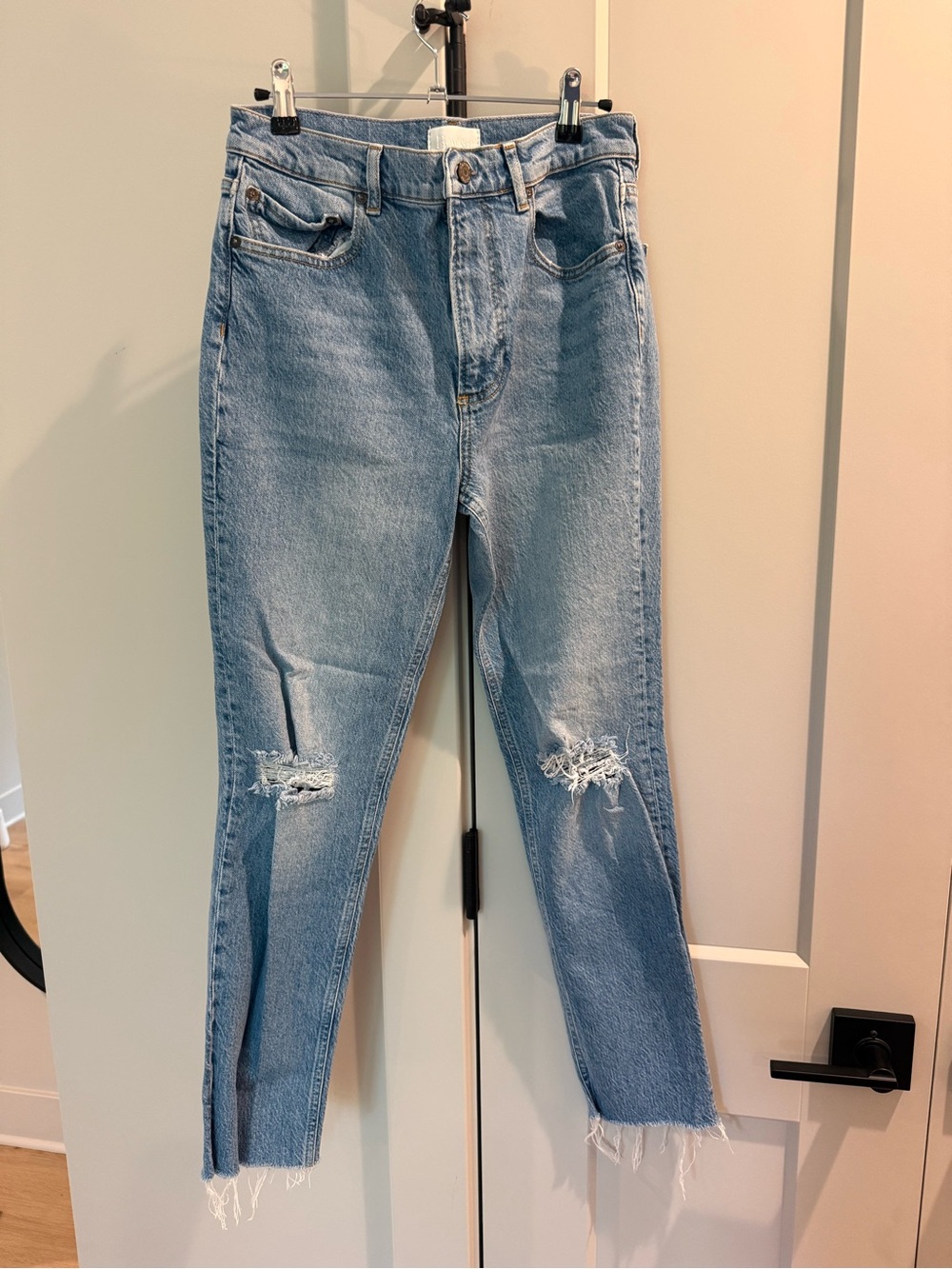 Boyish Light Blue Ripped Ankle Jeans